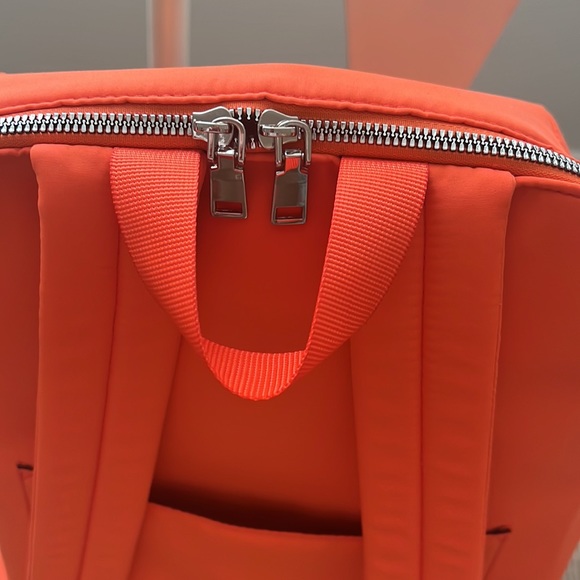 INC International Concepts Travel Backpack 🎒 - Picture 4 of 8